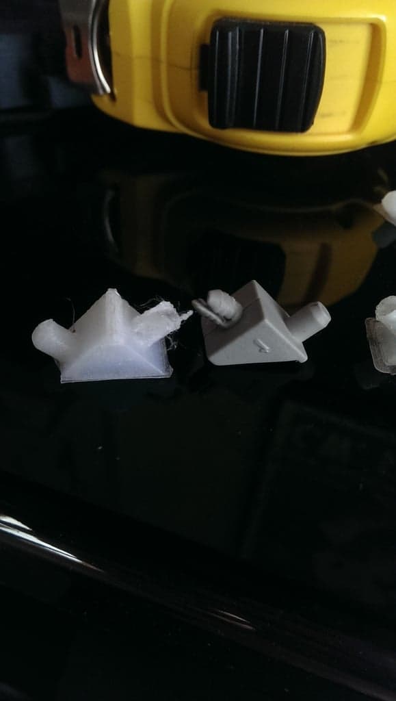 Ikea screw in shelf clip