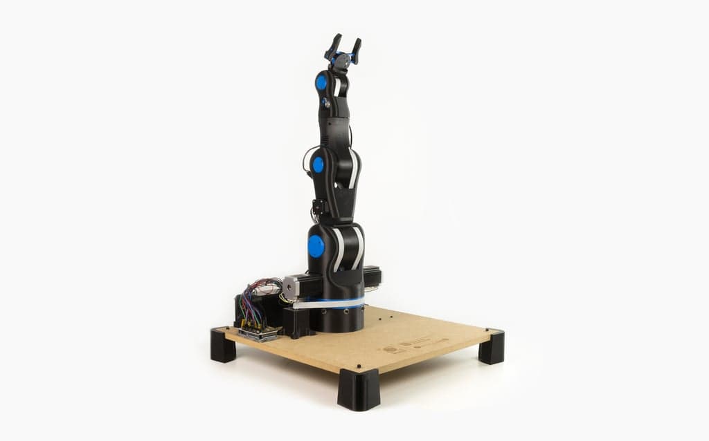BCN3D MOVEO - A fully OpenSource 3D printed Robot Arm