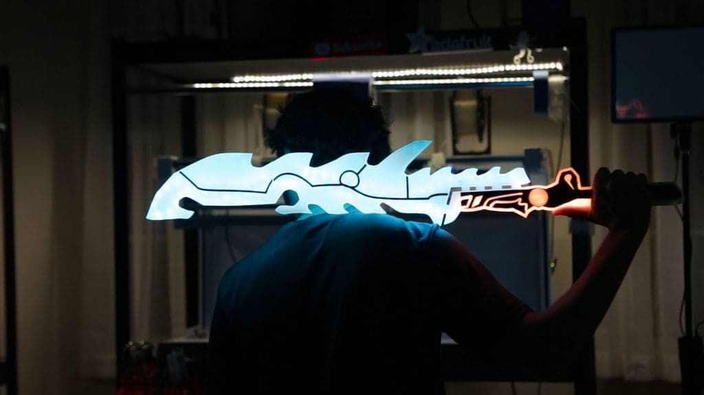 Zelda: Breath of the Wild – Guardian Sword with NeoPixel LEDs