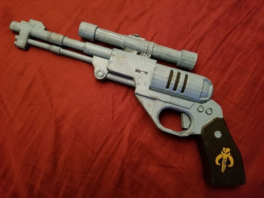 DE-10 Blaster Pistol
