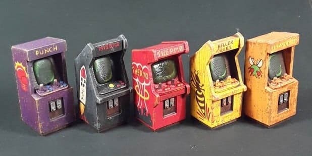 Arcade Game Cabinets 28mm Scale