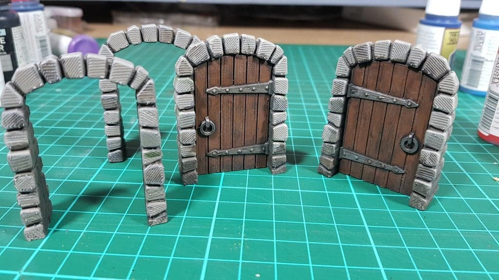 Dungeon Door - Open and Closed