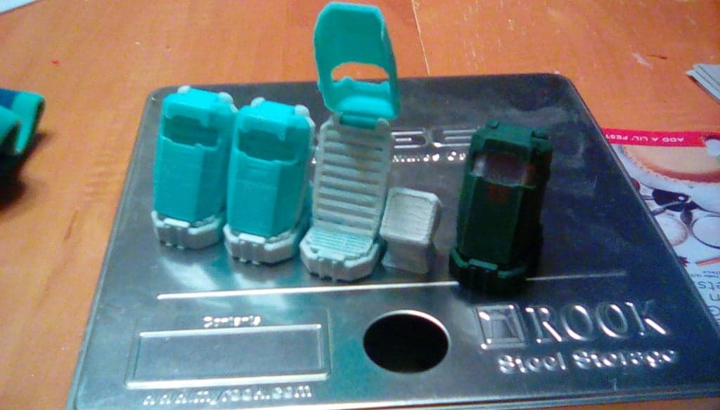 CryoPod - Interior Detail and Glass Pane - REMIXED