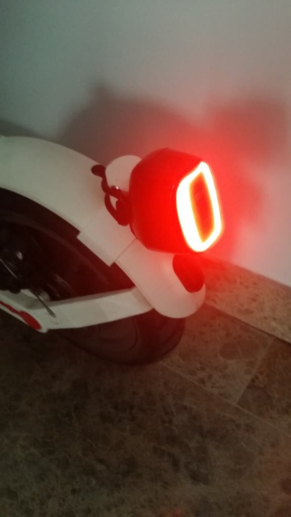 Soporte Luz trasera Xiaomi M365