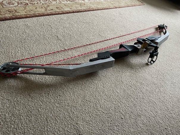 Tomb Raider reboot Compound Bow - Jonah