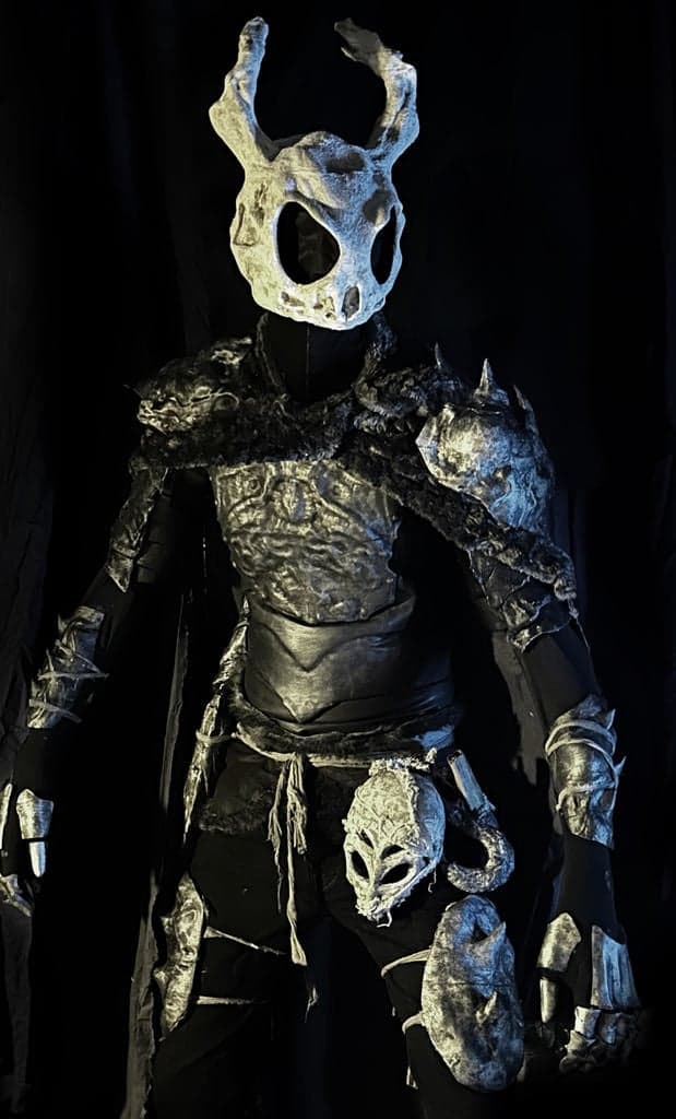 Hollow Knight Cosplay Armor Set